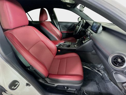 Used 2022 Lexus IS 300 RWD image 26