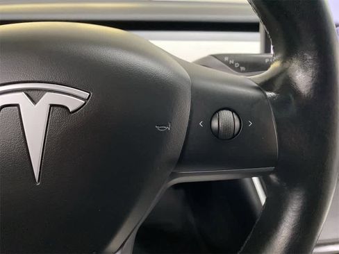 Used 2018 Tesla Model 3 Long Range image 21
