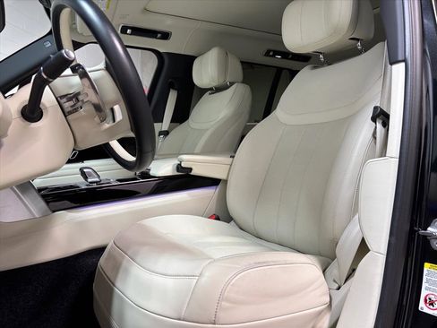 Used 2025 Land Rover Range Rover Long Wheelbase Autobiography image 22