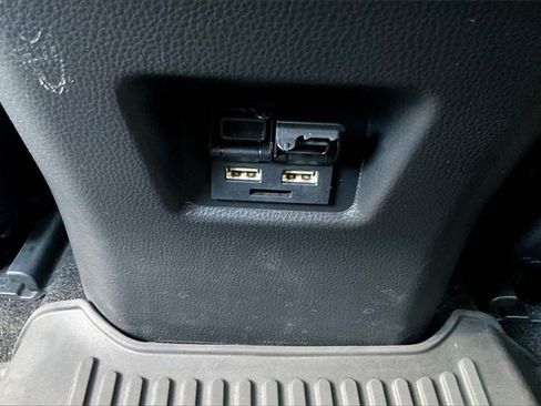 Used 2021 Toyota RAV4 AWD Hybrid image 26