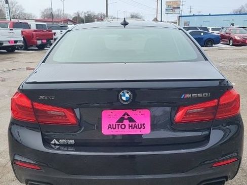 Used 2019 BMW M550i xDrive w/ Dynamic Handling Package image 24
