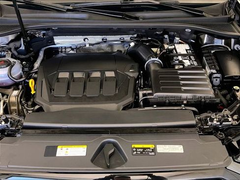 Certified 2025 Audi Q3 2.0T Premium Plus w/ Premium Plus Package image 10