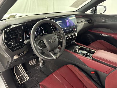 Used 2023 Lexus RX 500h F Sport w/ Cold Area Package AWD/4WD image 4