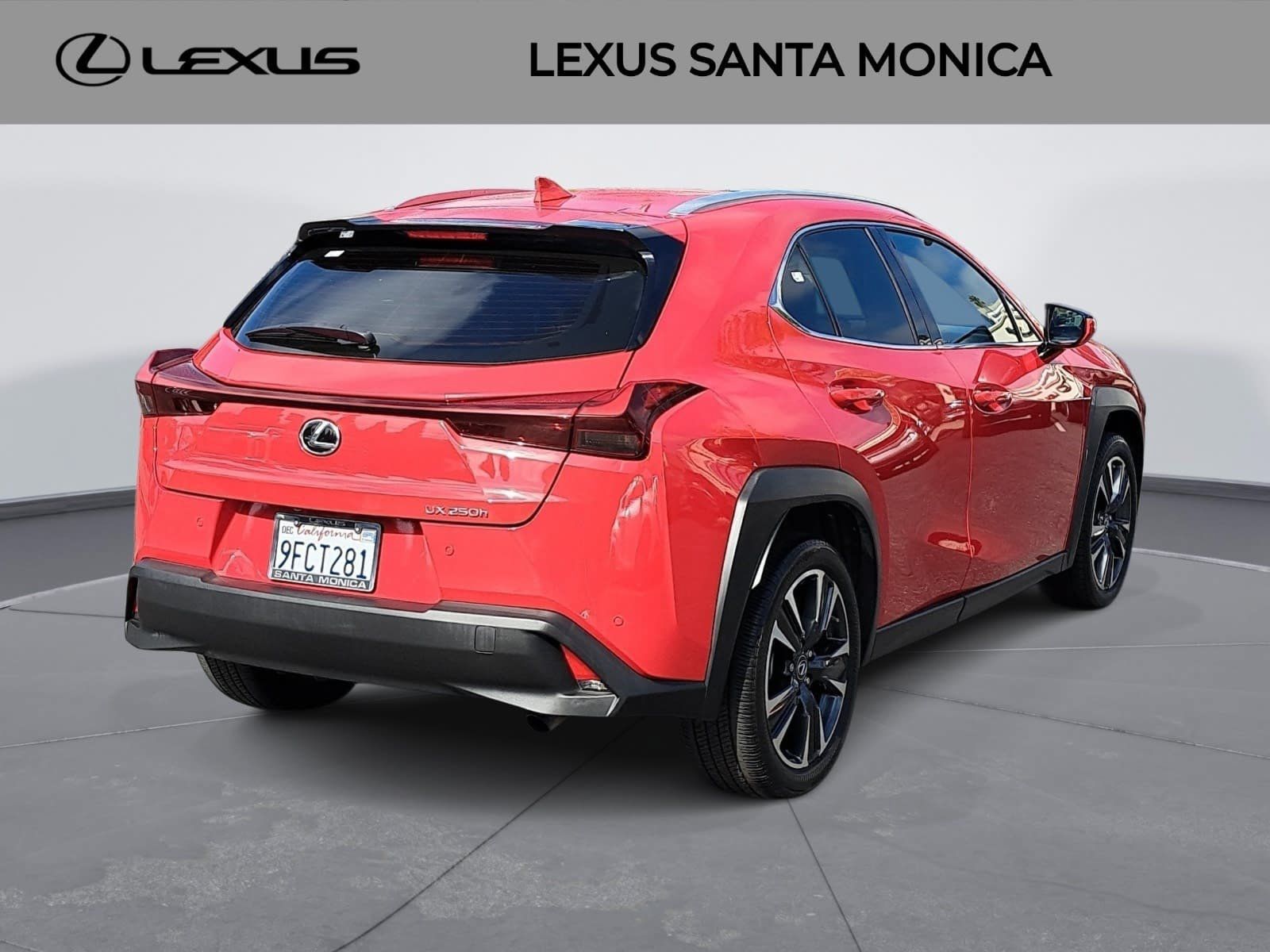 Used 2023 Lexus UX 250h FWD w/ Accessory Package (Z2) image 5