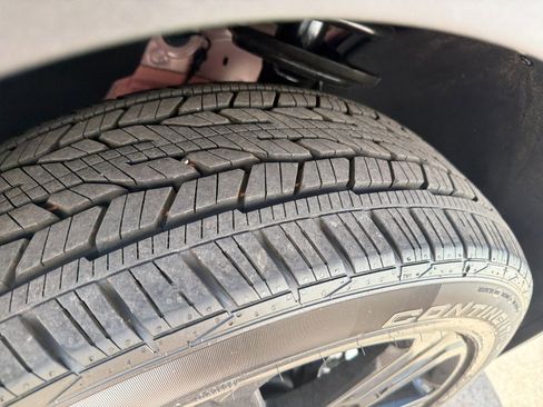 New 2026 GMC Acadia Elevation image 12