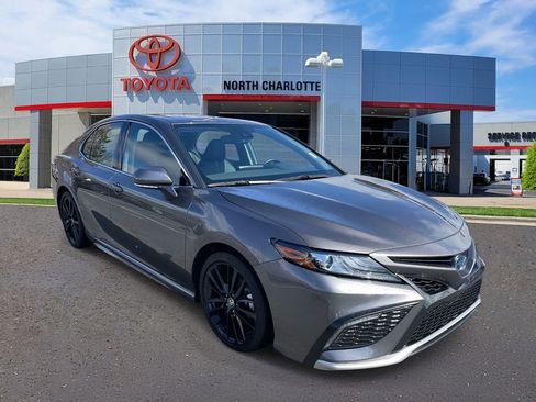 Used 2023 Toyota Camry XSE w/ Cold Weather Package image 1