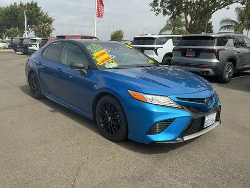 Used 2020 Toyota Camry XSE image 1