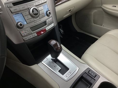 Used 2013 Subaru Legacy 3.6R Limited image 35