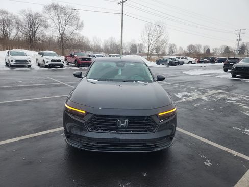 Used 2023 Honda Accord LX image 8