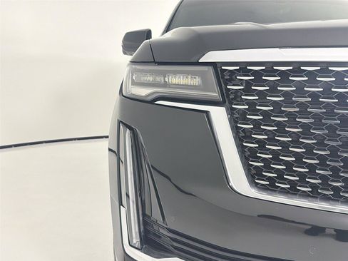 Used 2023 Cadillac Escalade ESV Premium Luxury image 28