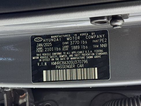 New 2025 Hyundai Venue SEL image 30