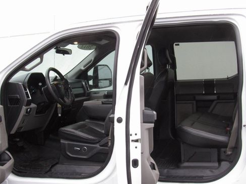 Used 2017 Ford F350 XLT w/ XLT Value Package image 6