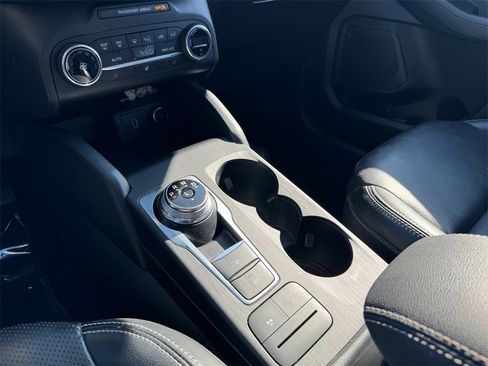 Used 2020 Ford Escape SEL image 19