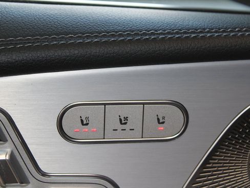 Used 2025 Mercedes-Benz GLE 450 4MATIC image 9