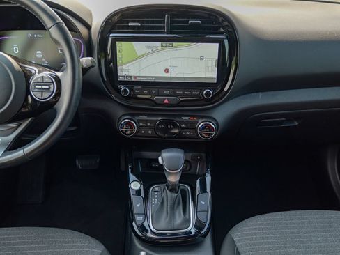 Used 2023 Kia Soul EX FWD image 46