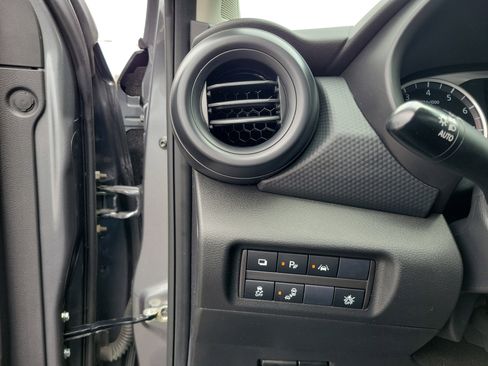 Certified 2024 Nissan Kicks S FWD image 20