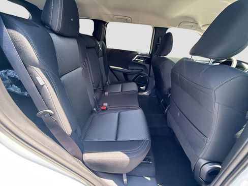 New 2026 Mitsubishi Outlander ES FWD image 27