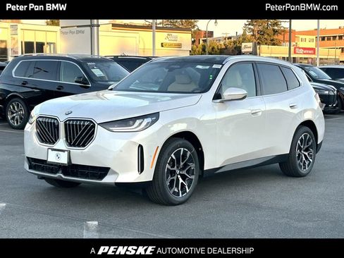 New 2026 BMW X3 xDrive30i w/ Premium Package AWD/4WD image 1