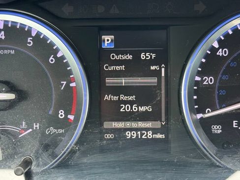 Used 2018 Toyota Highlander SE AWD/4WD image 15