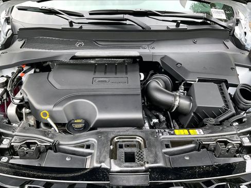 New 2026 Land Rover Discovery Sport Landmark AWD/4WD image 13
