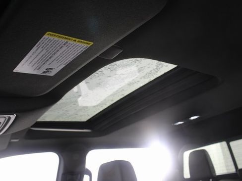 Used 2025 Chevrolet Silverado 1500 High Country w/ Technology Package image 11