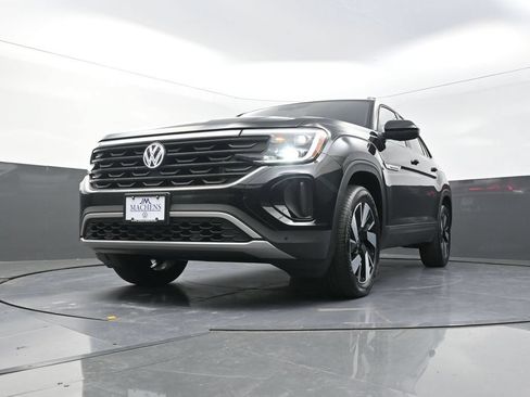 Used 2026 Volkswagen Atlas Cross Sport SE AWD/4WD image 26