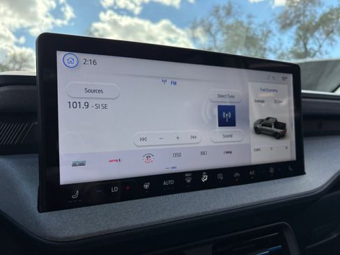 New 2025 Ford Maverick XLT w/ XLT Luxury Package image 12