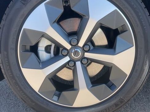 New 2026 Volvo XC40 B4 Core w/ Protection Package Premier image 33