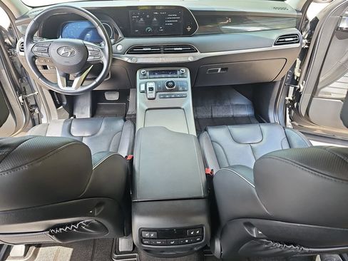 Used 2022 Hyundai Palisade Limited FWD image 9