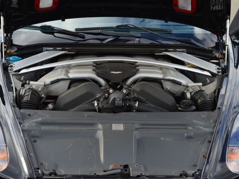 Used 2005 Aston Martin DB9 Volante image 22