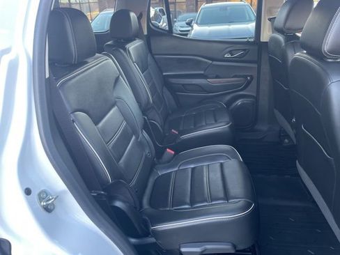 Used 2023 GMC Acadia Denali w/ Trailering Package image 18