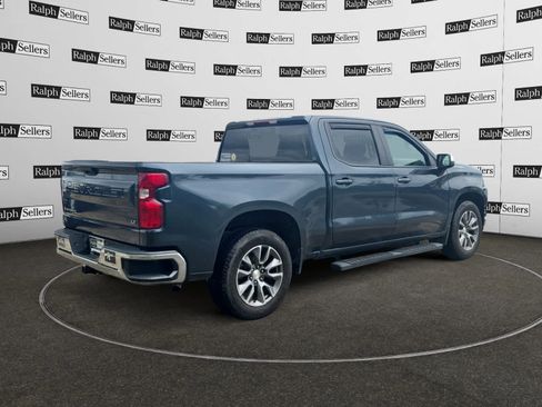 Used 2020 Chevrolet Silverado 1500 LT RWD image 6
