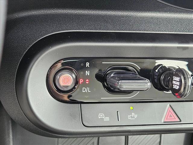 Used 2026 MINI Cooper 4-Door Hardtop FWD image 14