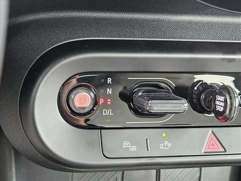Used 2026 MINI Cooper 4-Door Hardtop FWD image 14