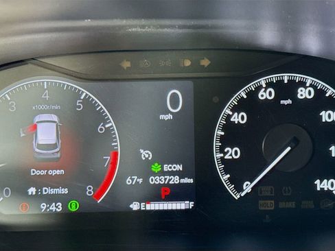 Used 2023 Honda HR-V LX image 14