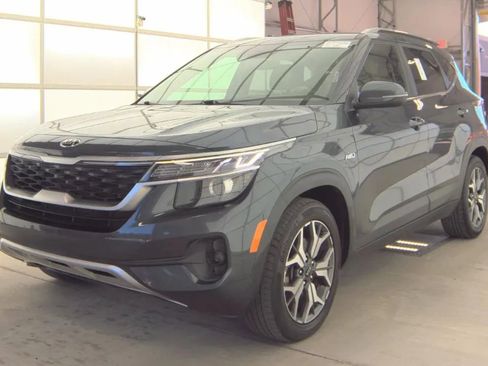 Used 2021 Kia Seltos EX AWD/4WD image 1