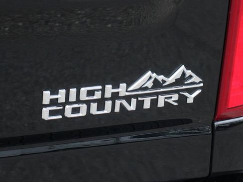 Used 2024 Chevrolet Silverado 2500 High Country w/ Technology Package image 51