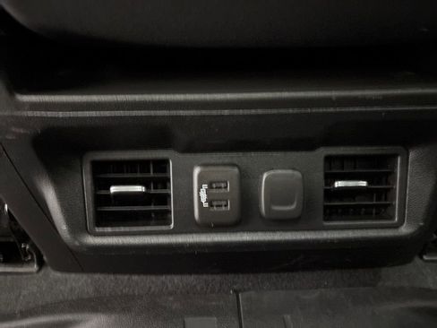 Used 2022 Chevrolet Silverado 1500 RST w/ Z71 Off-Road Package image 35