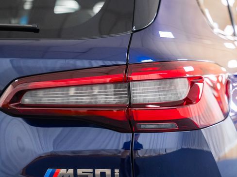 Used 2022 BMW X5 M50i w/ Premium Package AWD/4WD image 6