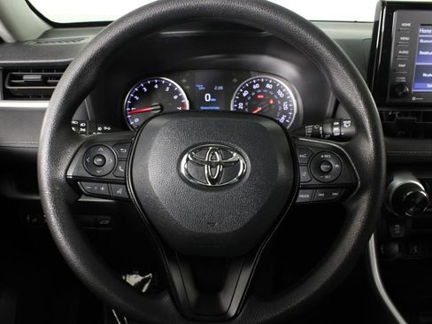 Used 2020 Toyota RAV4 XLE w/ Convenience Package image 23