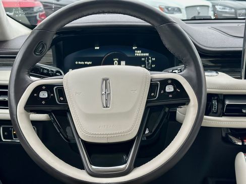 Used 2024 Lincoln Aviator Black Label w/ Dynamic Handling Package image 18