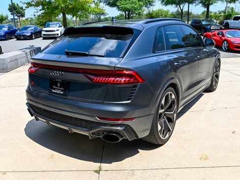 Used 2024 Audi RS Q8 AWD/4WD image 5