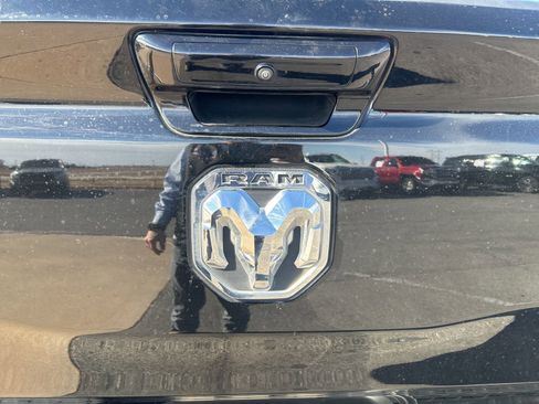 Used 2021 RAM 1500 Big Horn image 11