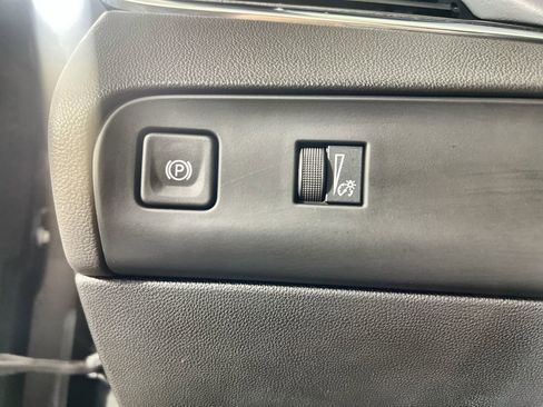 Used 2023 Buick Enclave Essence w/ Experience Buick Package AWD/4WD image 19