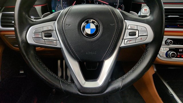 Used 2019 BMW 740i w/ M Sport Package RWD image 56
