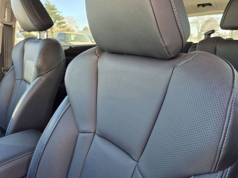 Used 2023 Subaru Ascent Limited image 18