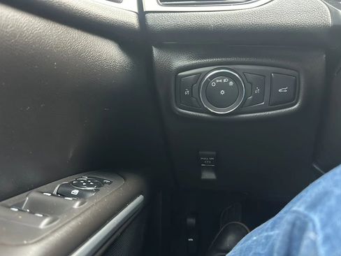 Used 2014 Lincoln MKZ AWD w/ Equipment Group 102A Reserve image 17