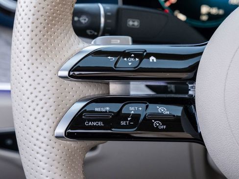 Used 2023 Mercedes-Benz E 450 Cabriolet image 23