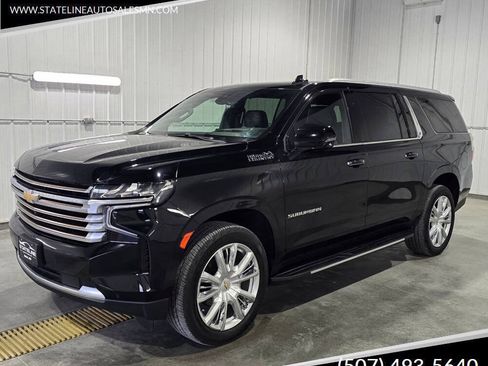 Used 2021 Chevrolet Suburban High Country AWD/4WD image 1