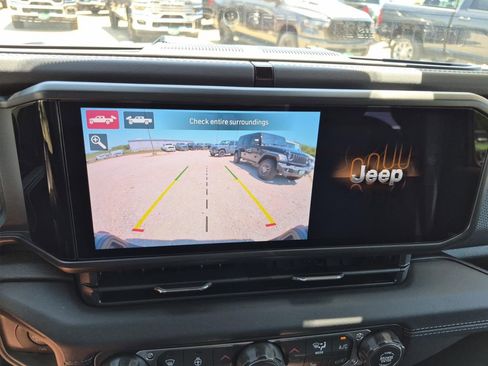 New 2026 Jeep Gladiator Rubicon AWD/4WD image 21